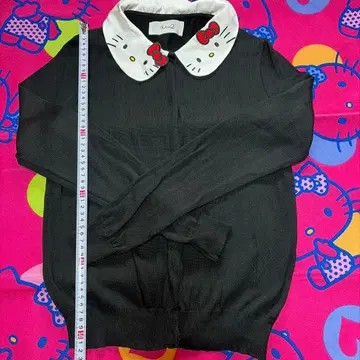 헬로키티 자수 포함 블랙 가디건