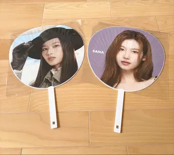 TWICE SANA 사나 부채 세트