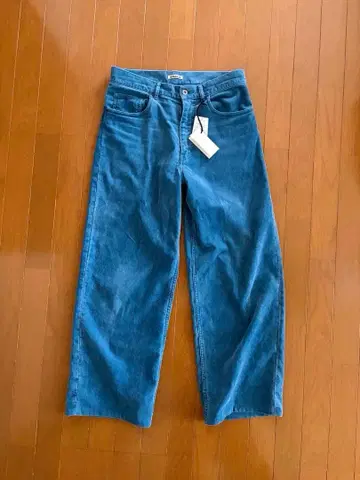 구제 의류 AURALEE 코듀로이 사이즈 3