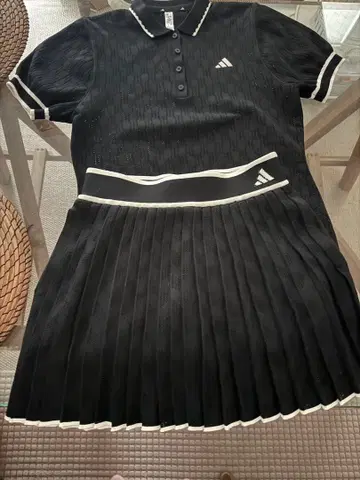 adidas 블랙 피케 셔츠 스커트 세트