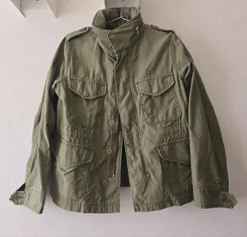 두지엠 클라세 밀리터리 자켓 사이즈 38 올리브