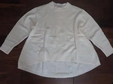 아이보리 니트 스웨터 프리 사이즈