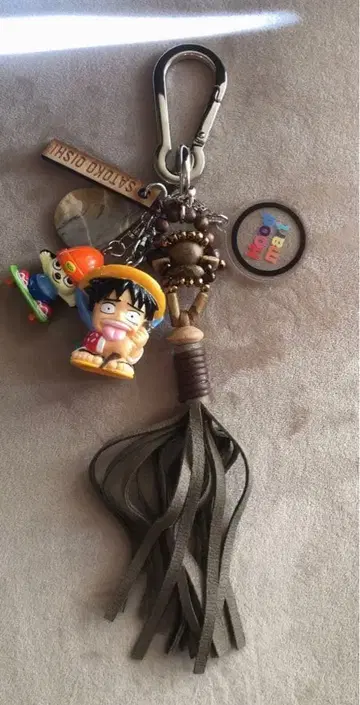 satoko oishi hoodmart 콜라보 키링 컨디션 최상