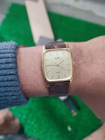 ALBA TANK 골드 손목시계(쿼츠)
