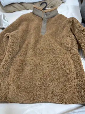 유니클로 White Mountaineering 보아 플리스 자켓