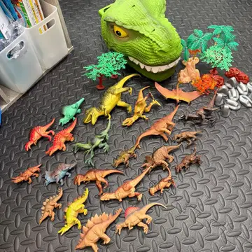 공룡 피규어 세트 티라노 케이스 포함