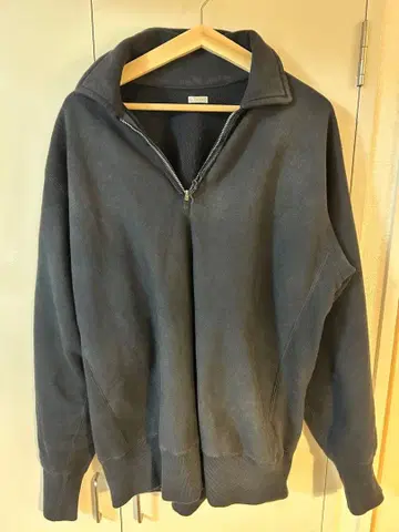 A. PRESSE 하프 지퍼 맨투맨 M 사이즈