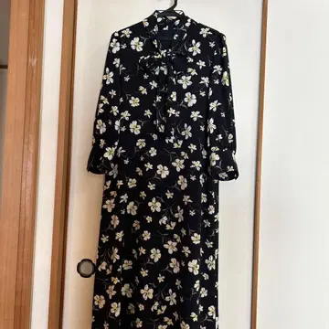 나라 까미체 긴팔 원피스