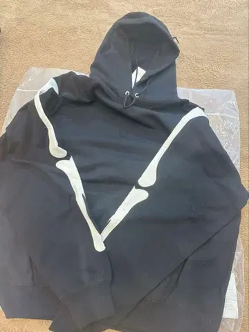 [ 인기 ] CHALLENGER / BONE HOODIE -Black-