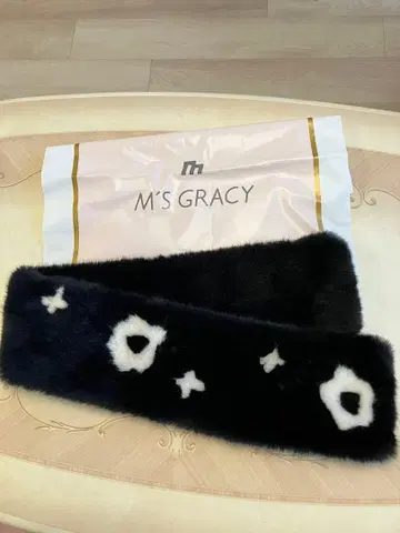 M's 그레이시 머플러