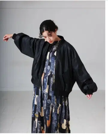 안티카 antiqua 블루종 프리 사이즈