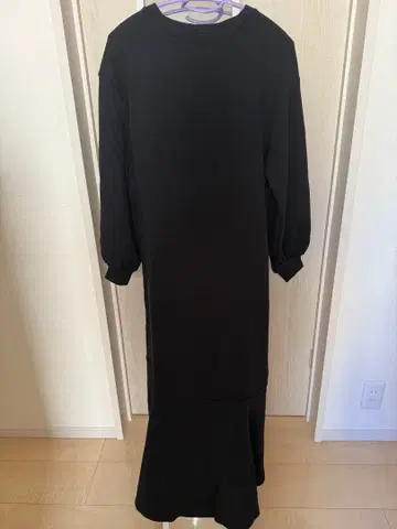 Re:EDIT 블랙 롱 원피스 긴팔 머메이드