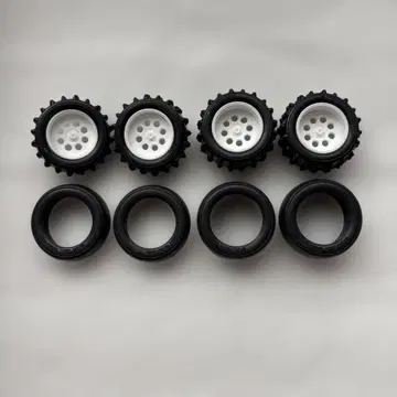 미니 사륜구동 스파이크 휠 & 슬릭 타이어 세트