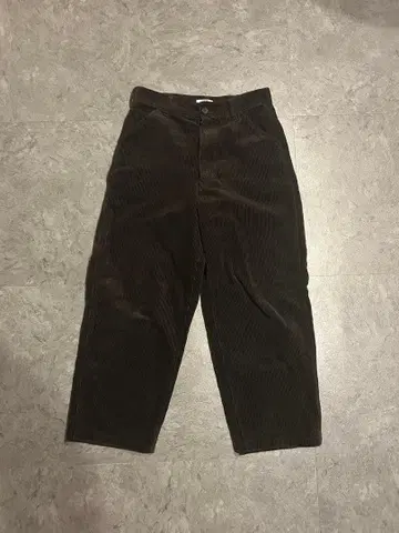 UNIQLO U 다크 브라운 코듀로이 와이드 팬츠 M 사이즈