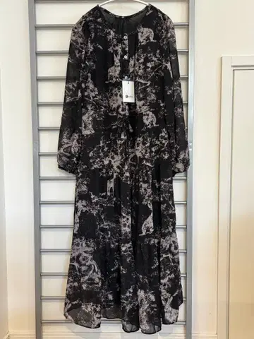 택 포함 미사용 새상품 이시카와라보 Astrud Rizz 원피스