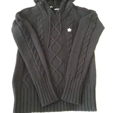 마리콴트 케이블 니트 후드 부착 스웨터 블랙