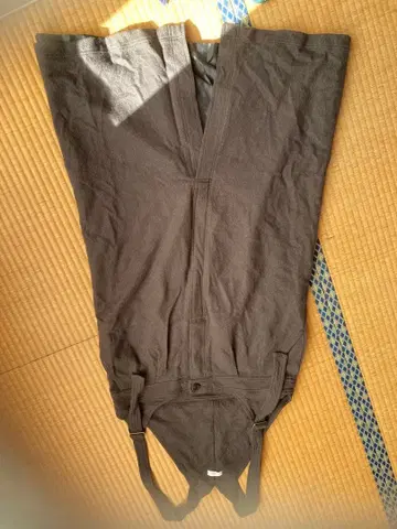 ina 블랙 에이프런 스타일 롱 스커트