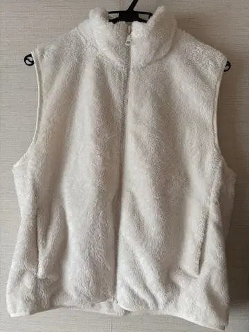 새상품급! 유니클로 플리스 베스트 L 화이트 흰색 여성용