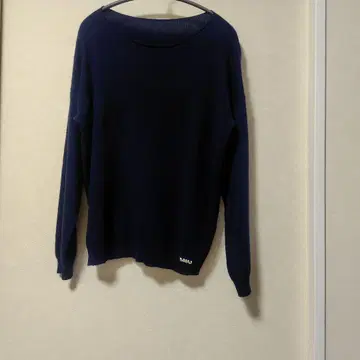 MOU 네이비 로고 자수 긴팔 니트