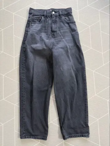 Mila Owen 다크 그레이 하이웨스트 커브 데님