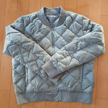 유니클로 울트라 라이트 다운 퀼팅 자켓 그레이 L 사이즈