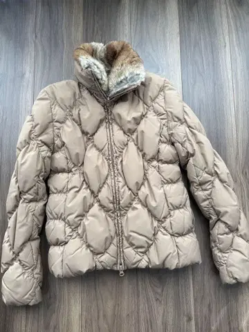 ANAYI 베이지 퀼팅 다운 자켓