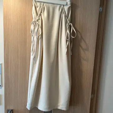 CITYSHOP 아이보리 롱 스커트 36