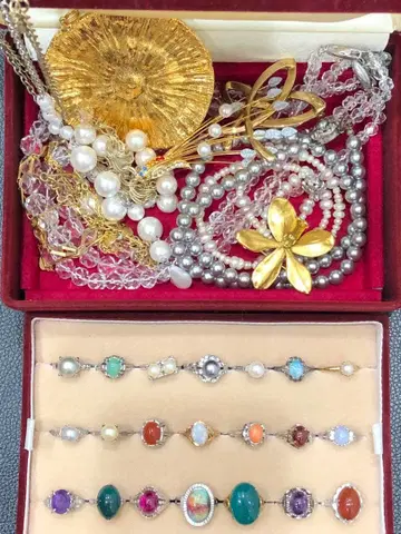 유품 정리 반지 목걸이 브로치 팔찌 생전 정리