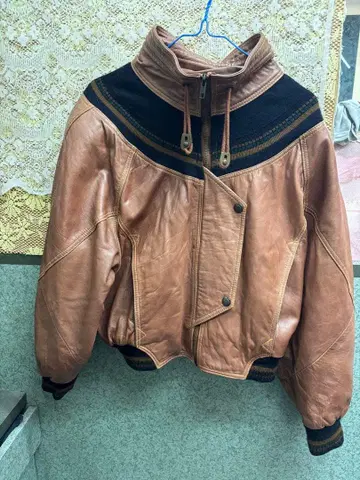 여성용 브라운 가죽 자켓 M