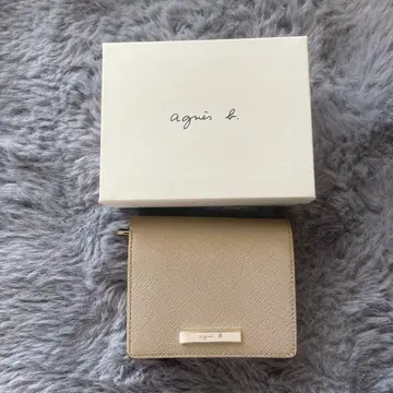 애니에스 베이 가죽 이단 접이식 지갑 소가죽 Eric 새상품급