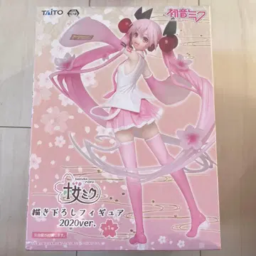 TAITO 벚꽃 미쿠 2020Ver. 피규어