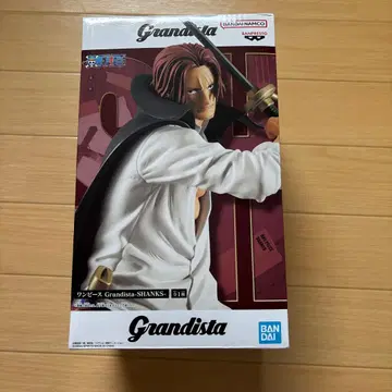 Grandista 샹크스 피규어