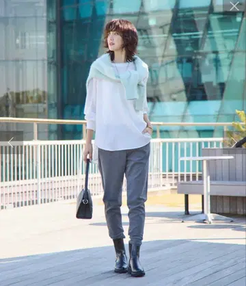 립드 로와 조젯 포켓 블라우스