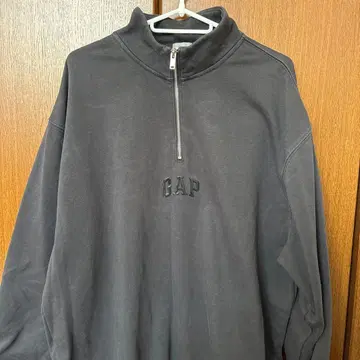 GAP 아치 로고 하프 지퍼 풀오버