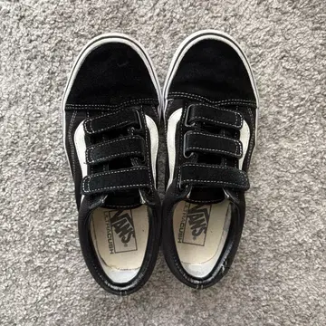 Vans 블랙/화이트 스니커즈 벨크로