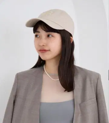 새상품 MADIOSNBLUE 마르티니크 별주 B CAP 캡 골드