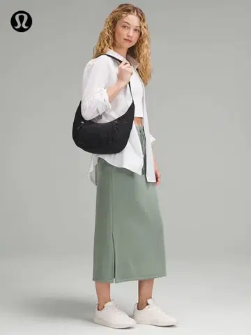 택 포함 새상품 Lululemon 룰루레몬 라지 슬라우치 슬링 숄더백