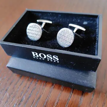 HUGO BOSS 휴고보스 커프스 링크 2개