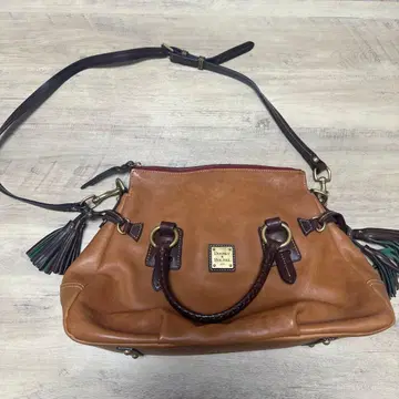 두니앤버크 브라운 숄더백