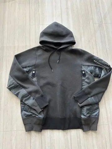 Sacai 사카이 후디 MA-1 후드티 그레이
