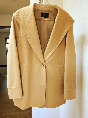 후드 부착 베이지 자켓 사이즈 40