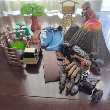 동물 피규어와 모험 세트