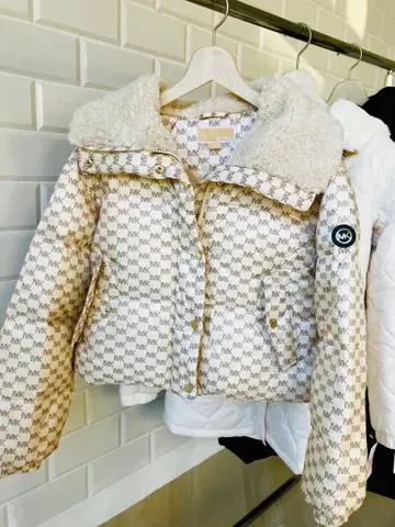 마이클 코스 퍼프 자켓 Michael Kors