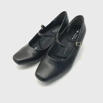 MAGICAL STEPS 마법의 발걸음 스트랩 펌프스 A2891