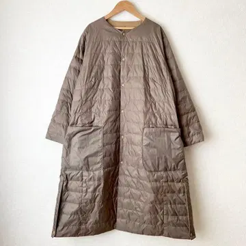 Plantation 라이트 리버 다운 코트 리버서블 브라운