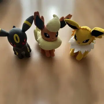 봉제 인형 블래키, 부스터, 썬더