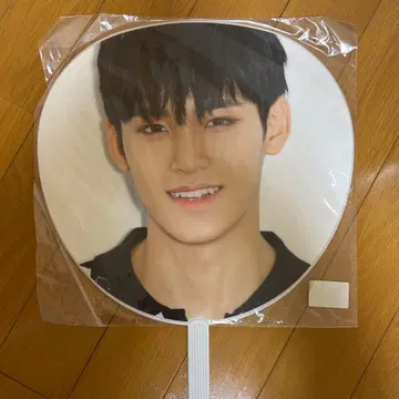 SEVENTEEN 민규 부채