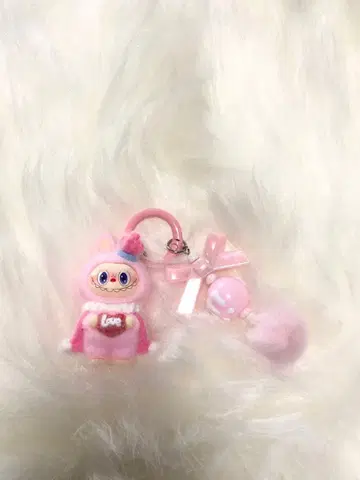 핑크색 러브리 키링