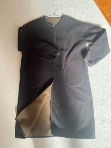 유나이티드 애로우즈 리버서블 플리스 롱 코트 블랙/브라운