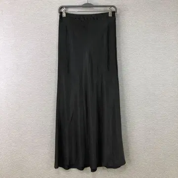 EVERYDAY I LIKE. Cu/R 맥시 스커트 블랙